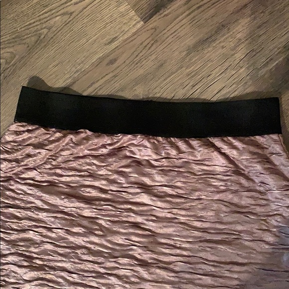 Charlotte Russe Gold Ruched Mini Skirt. - Picture 2 of 5